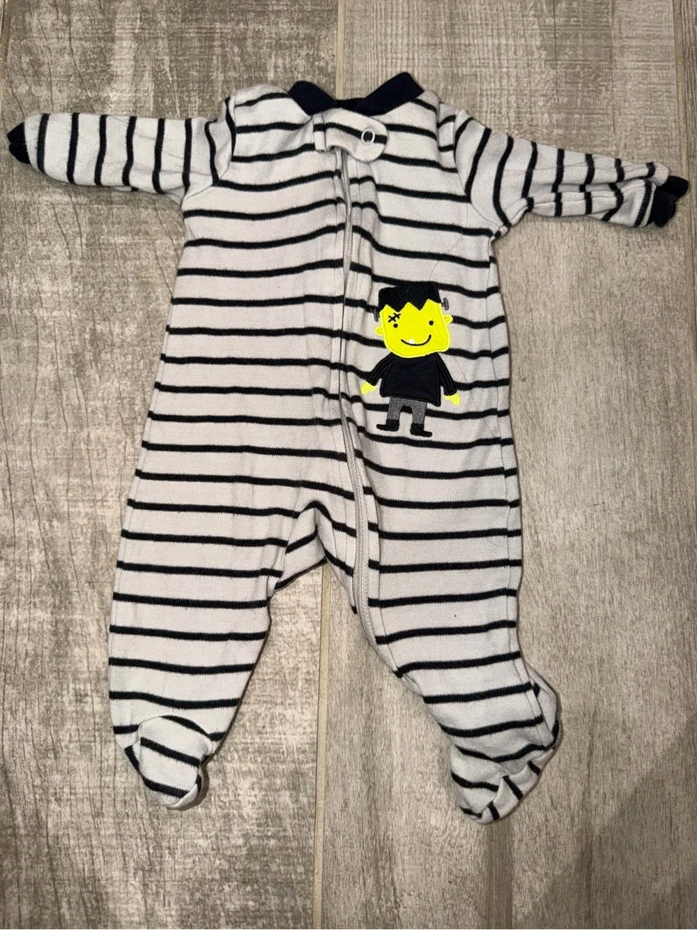 Newborn baby fall/halloween clothing bundle ( 6 total)